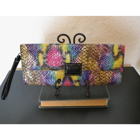 Colorful Reptile Embossed Pattern Wristlet Clutch Cocktail Evening Bag - Picture 3 of 16
